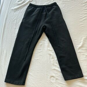Fear of God Essentials Relaxed Sweatpants Black Men size S